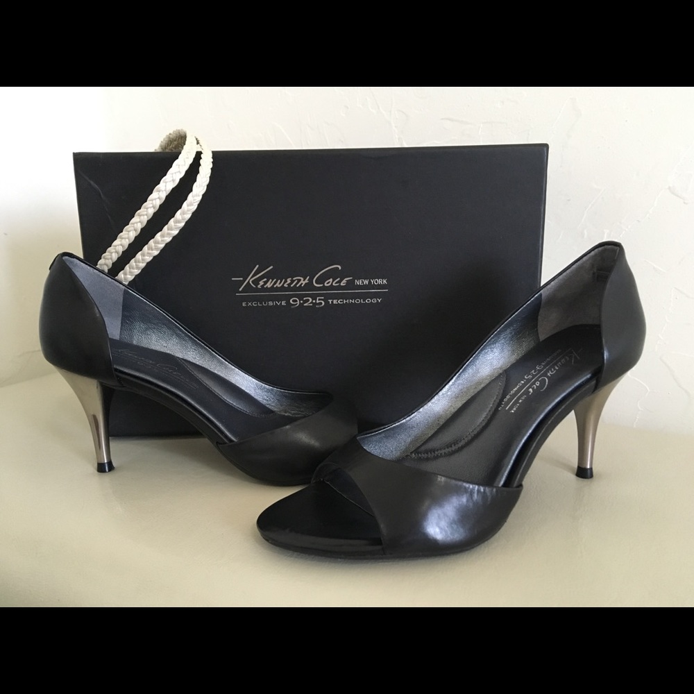 Kenneth Cole In the Wild Heels
